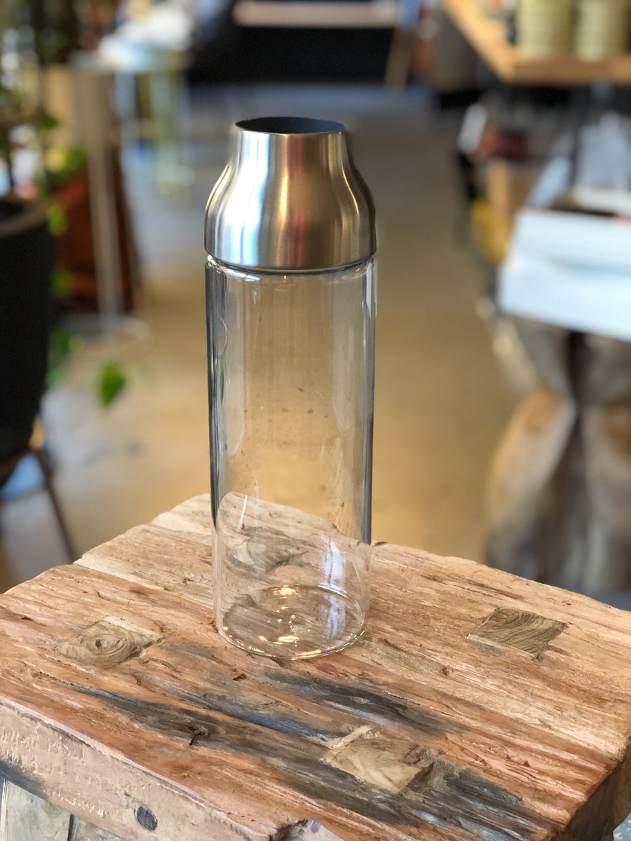 Kinto Glass Bottlit Carafe 1L - Elegant Bottle-Shaped Storage for Beverages  & More – mogutable