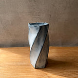 Cylinder Vase - Twist Faceted - White Straw • May25 • TH0207
