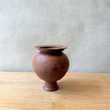 Rimmed Pedastal Vases - Red • serious PLAY