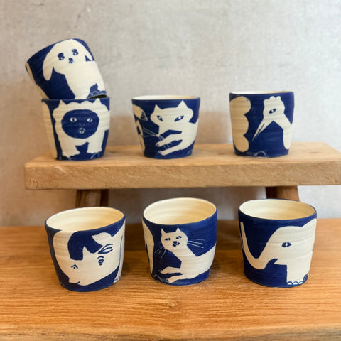 Animal Cups - Blue & White • serious PLAY