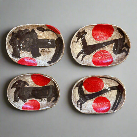 Red Dot Dishes • serious PLAY