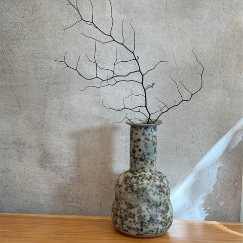 Long-Necked Vase - Green Speckle • Apr25