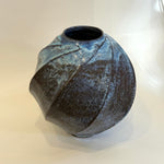 "Pale Moon" Vase - Round - Twist Facetted - XL • May25 • TH0002