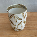 Beakers - Medium - Cross-hatch • Jun25