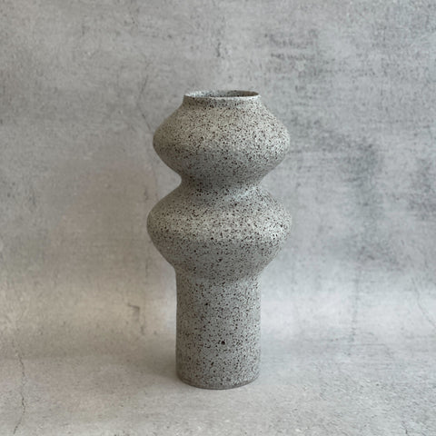 Emily Belle Ellis - Pedestal Vase #02 - 2023