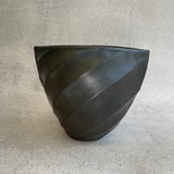 Terunobu Hirata - Envelope Vase - Twist Faceted - Matt Black #1