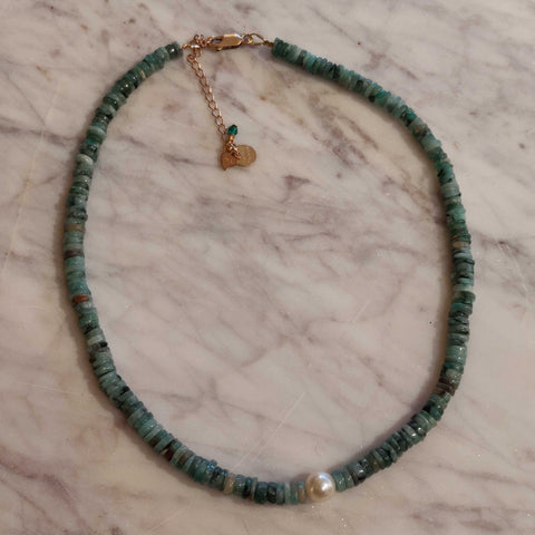 Lovers & Dreamers - Green Emerald & Pearl Necklace