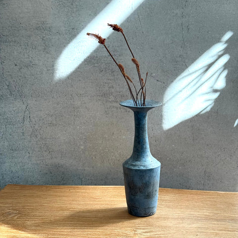 Trumpet Vase - Medium - Blue • serious PLAY