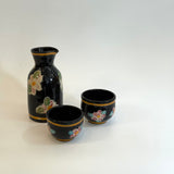 Sake Set - Tokkuri and 2 Guinome