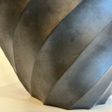 "Henko" Vase #01 - Twist Facetted - Matte Black • May25 • TH0101