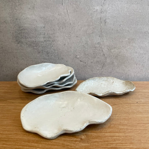 Dishes - Shell-Shaped - Small • Dec24