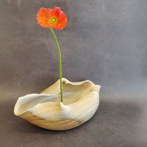 Kazuya Ishida - Ripple Vase (Oblong), 2023