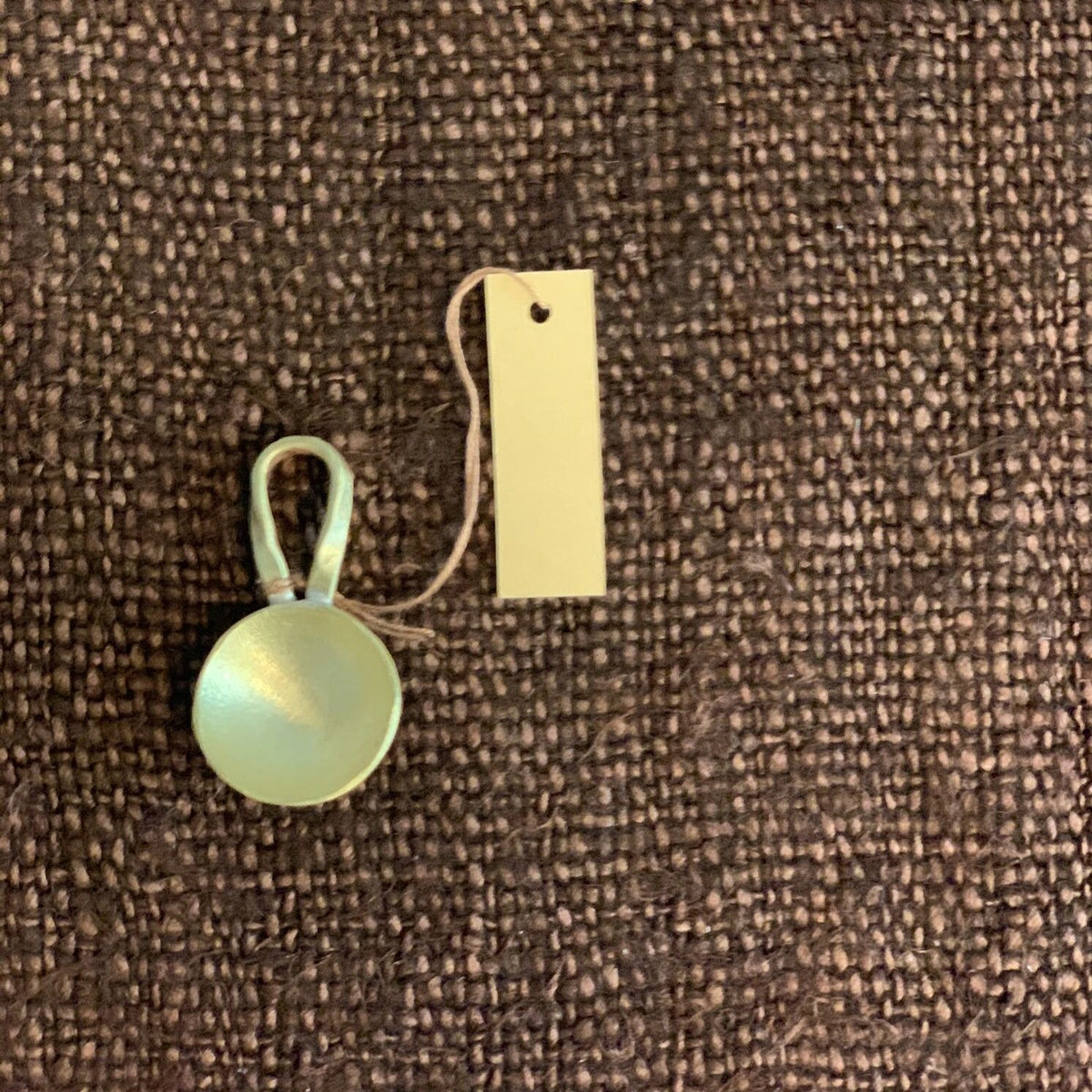 Brass Loop-Handled Measuring Spoons – THE DEA STORE